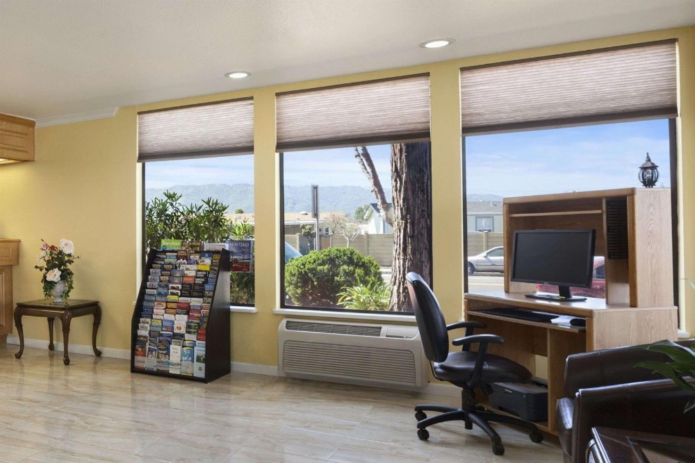 Days Inn by Wyndham Gilroy Main image